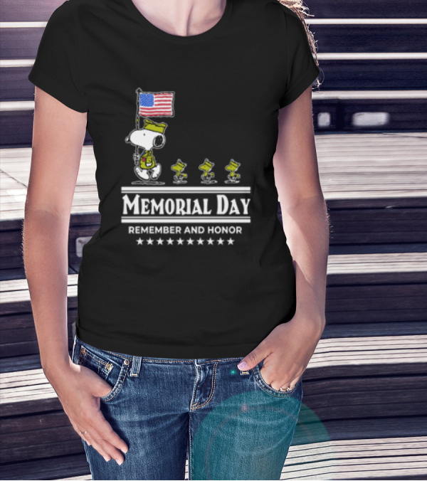 Memorial Day Snoopy And Woodstock Remember And Honor With American Flag T-Shirt