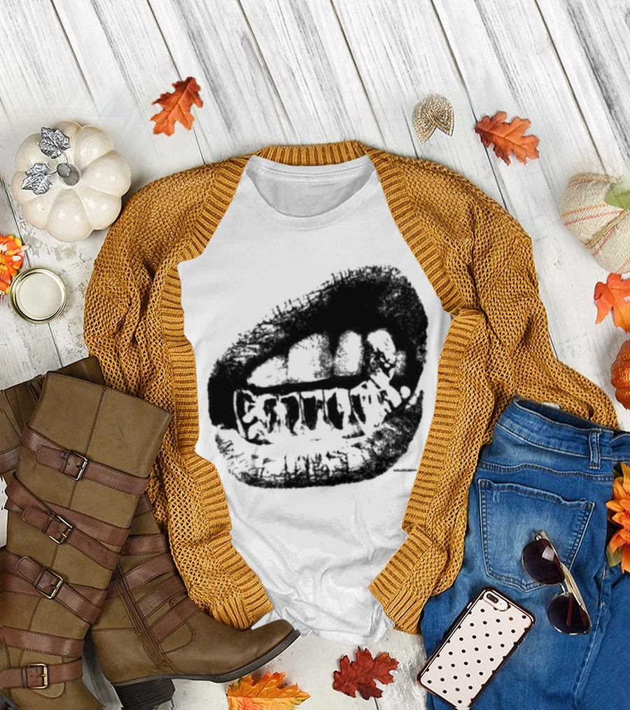 Wally1k Fang Mouth Sketch T-Shirt