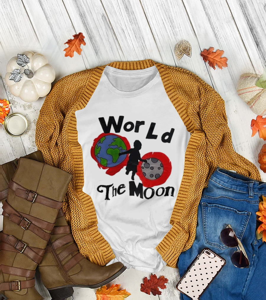 World The Moon Child Earth And Moon T-Shirt
