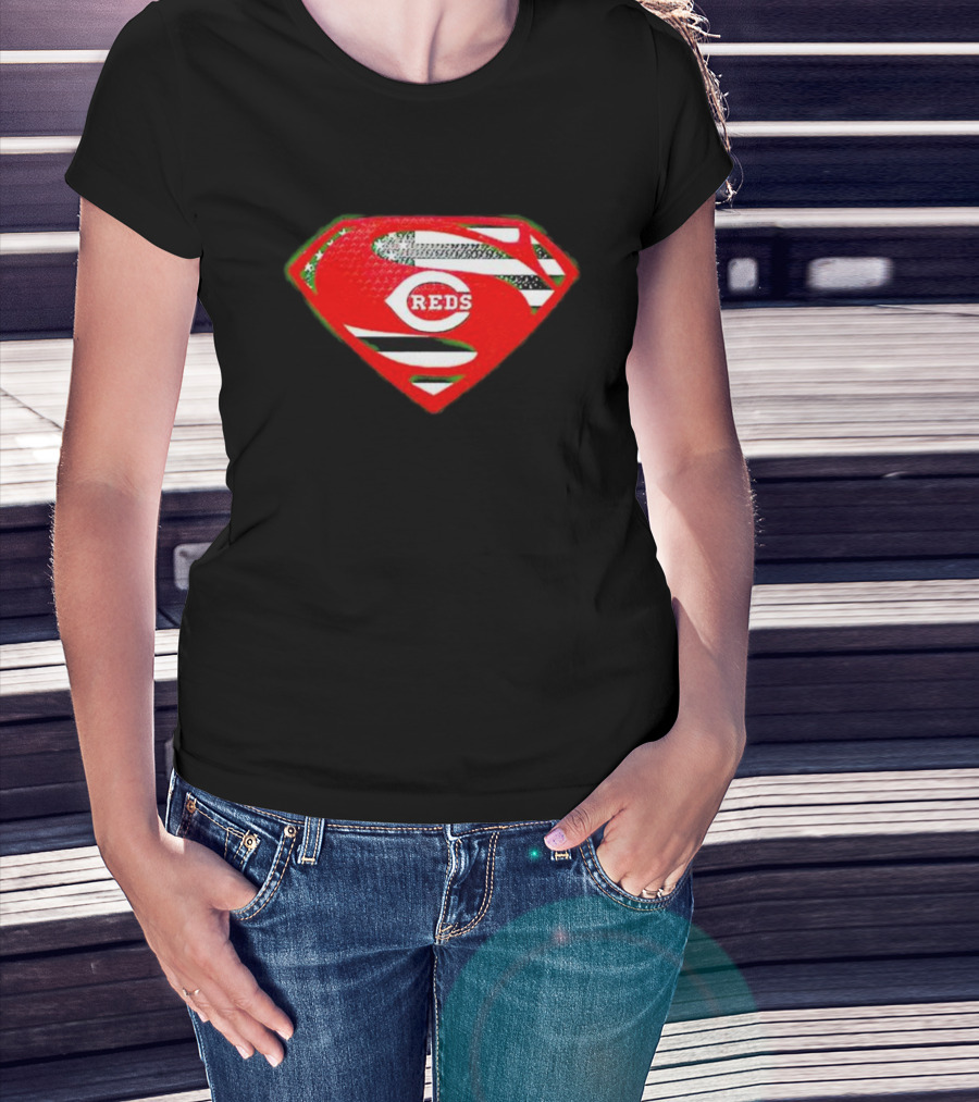Cincinnati Reds Superman Shield USA Flag T-Shirt
