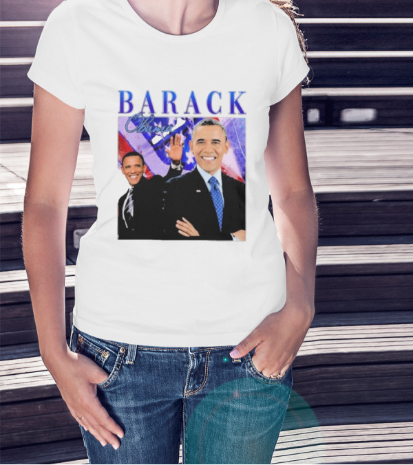 BARACK Obama Smiling Pose With Patriotic Background T-Shirt