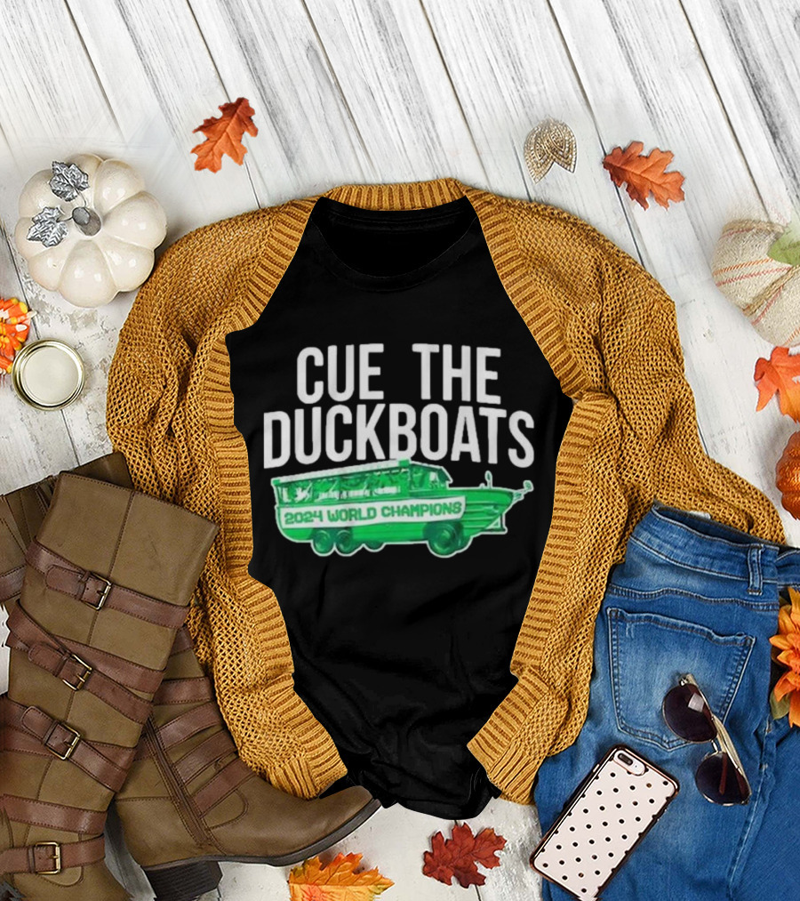 Boston Basketball 2024 World Champions Cue The Duckboats T-Shirt