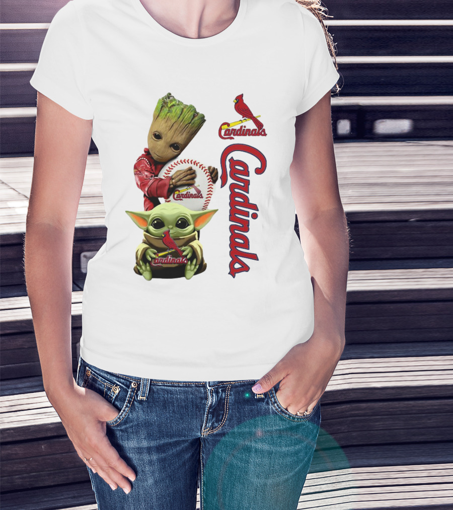 Baby Groot And Baby Yoda Hugging St. Louis Cardinals Baseball T-Shirt