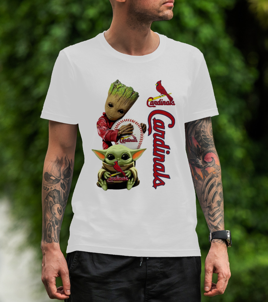 Baby Groot And Baby Yoda Hugging St. Louis Cardinals Baseball T-Shirt