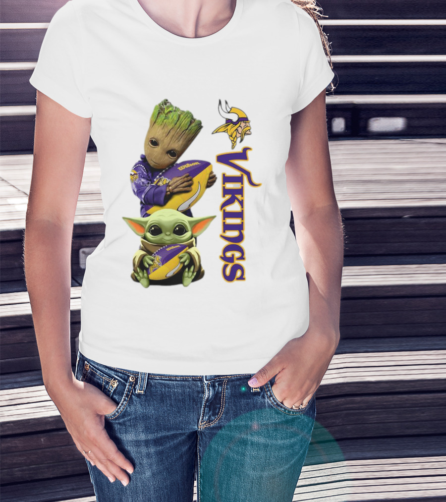 Baby Groot And Yoda Hugging Minnesota Vikings Football T-Shirt