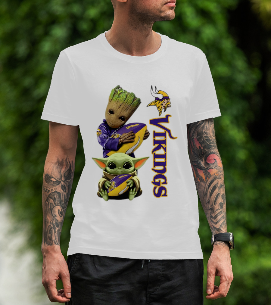 Baby Groot And Yoda Hugging Minnesota Vikings Football T-Shirt