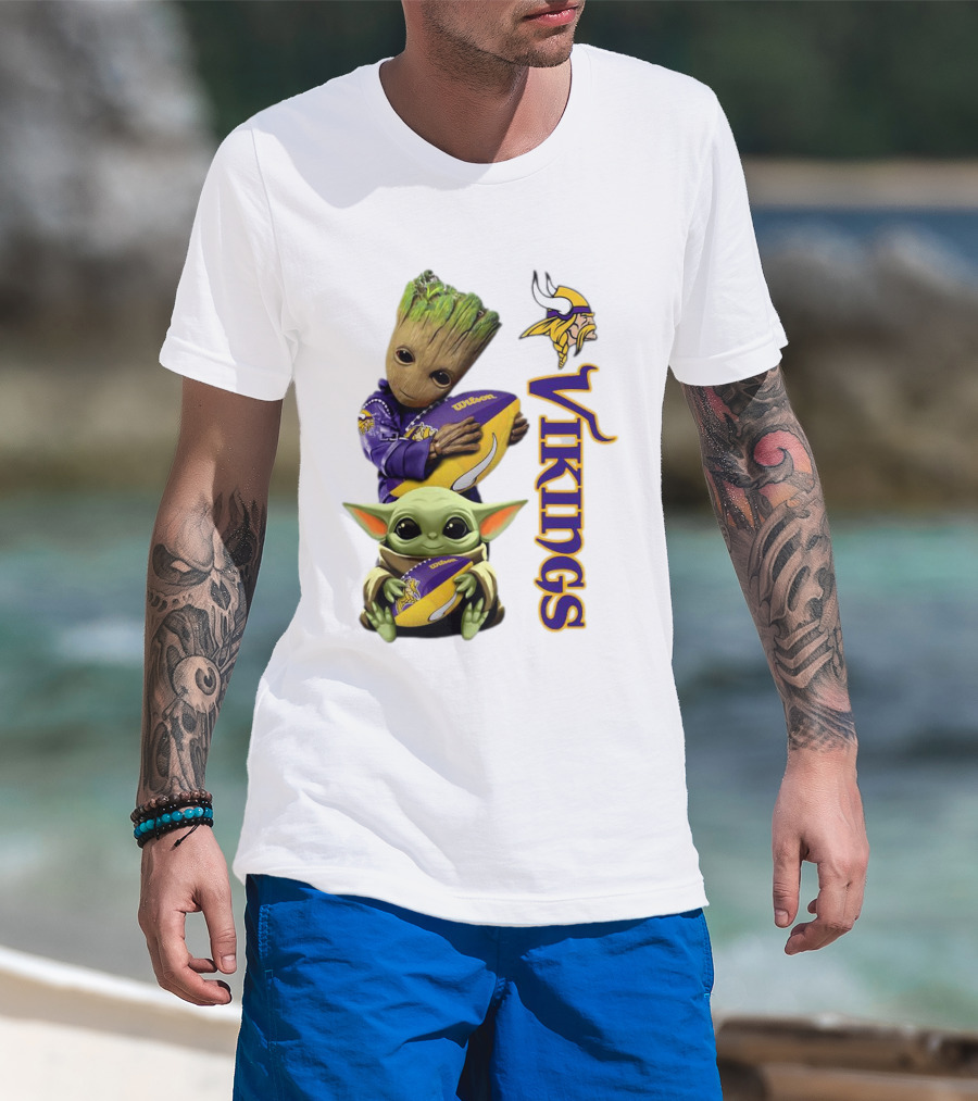Baby Groot And Yoda Hugging Minnesota Vikings Football T-Shirt
