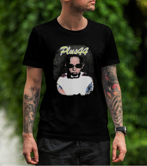 Lewis Hamilton Plus 44 Vintage Style Portrait T-Shirt