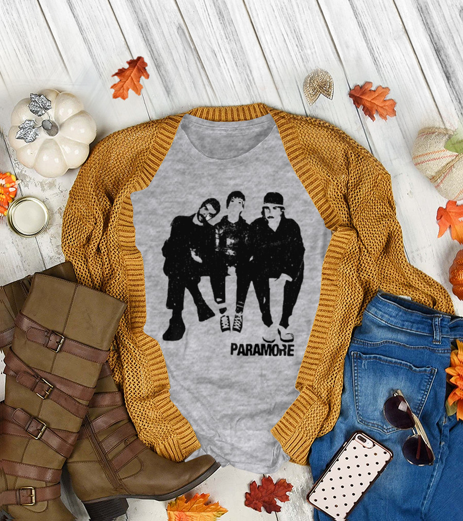 Paramore Music Group Photo Boyfriend Fit Girls T-Shirt