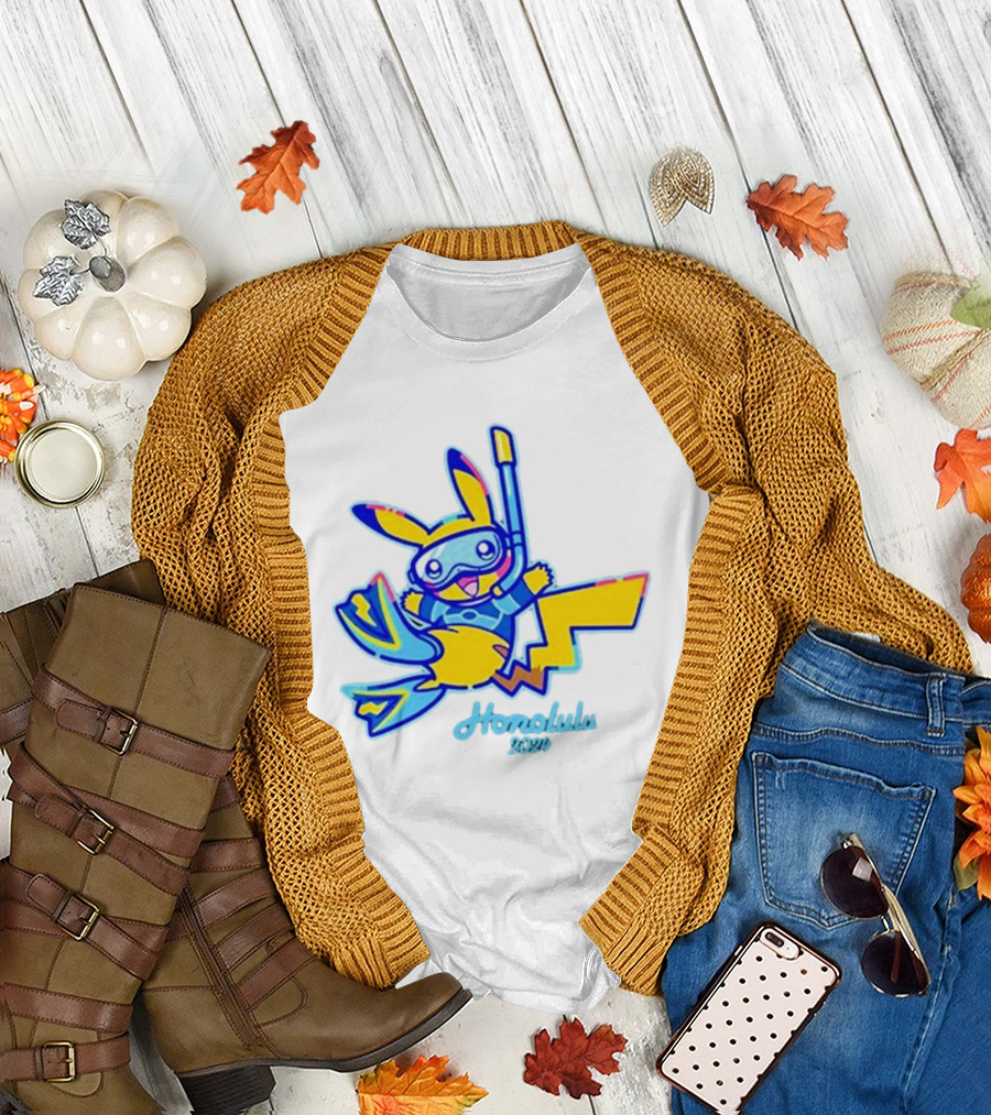 Honolulu 2024 Pokémon Go Champions Worlds Pikachu Snorkeling T-Shirt