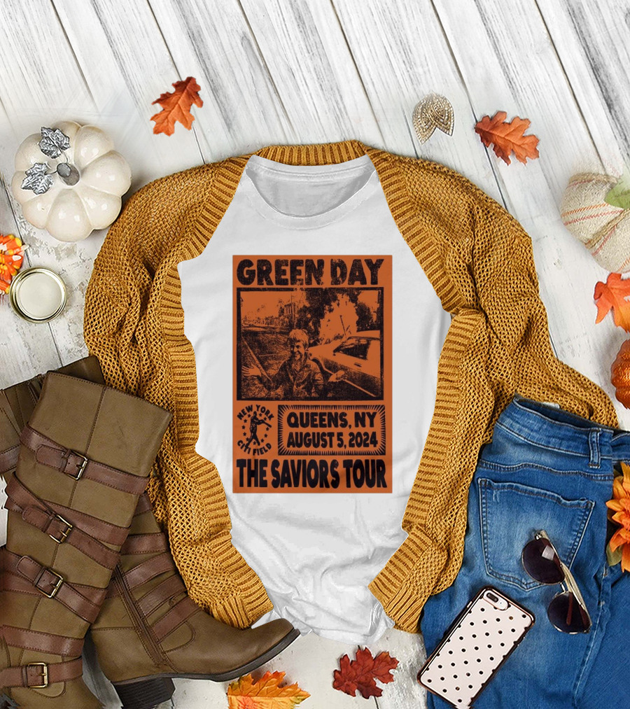 Green Day New York City Field Queens NY August 5 2024 The Saviors Tour T-Shirt
