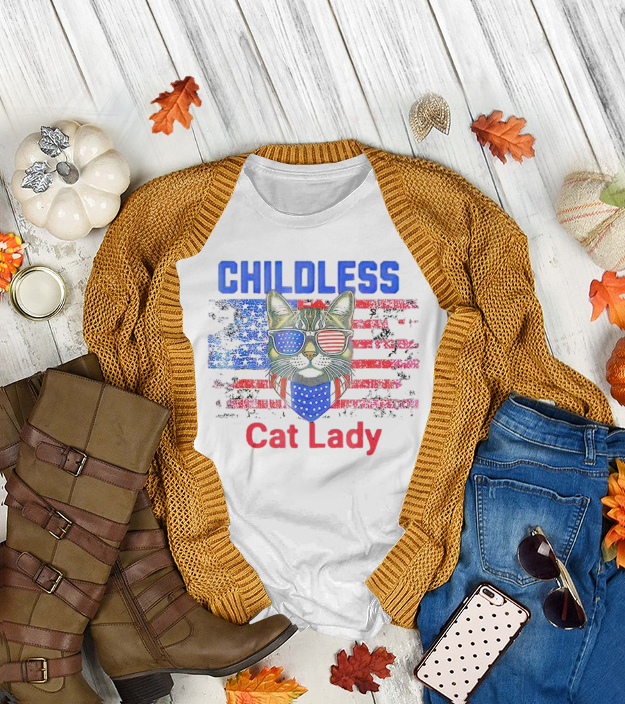 Childless Cat Lady USA Flag Sunglasses T-Shirt