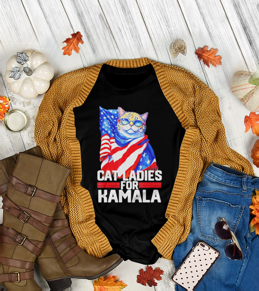 Cat Ladies for Kamala 2024 USA Flag Cat with Glasses T-Shirt
