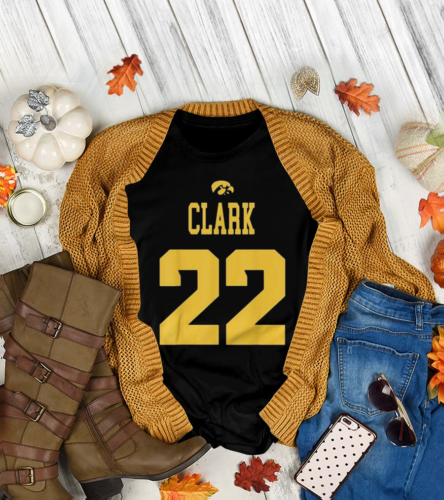 Clark 22 Iowa Hawkeyes T-Shirt