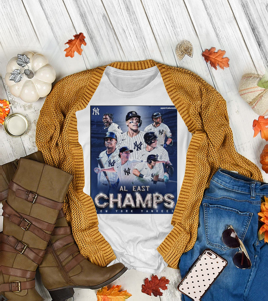 AL East Champs New York Yankees Victory Celebration Players Collage T-Shirt