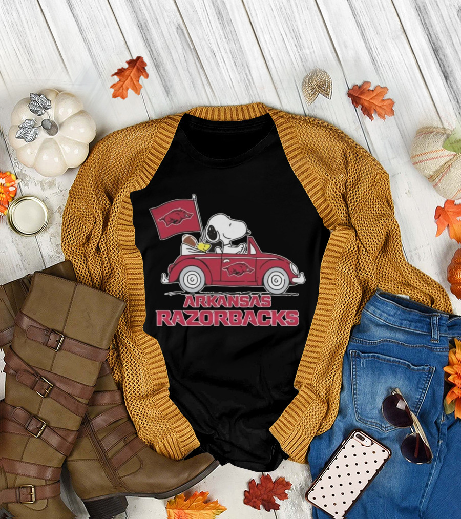 Snoopy and Woodstock Driving Car with Arkansas Razorbacks Flag T-Shirt
