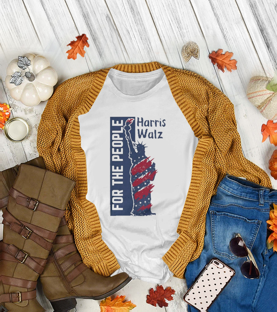 Harris Walz For The People Statue of Liberty T-Shirt