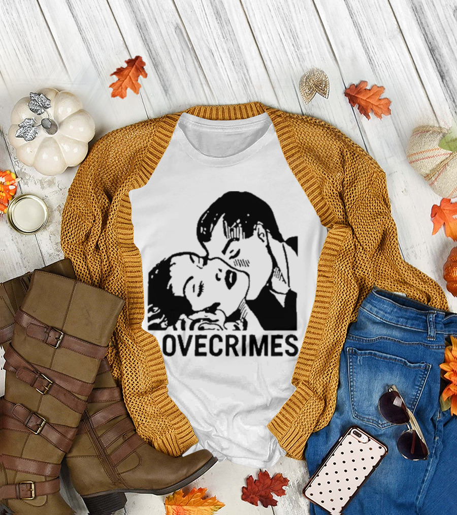 Lovecrimes Romantic Embrace Couple T-Shirt