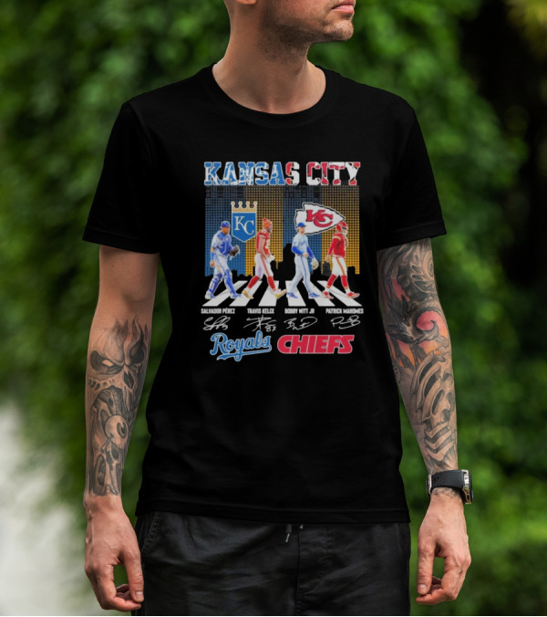 Kansas City Royals Salvador Pérez Bobby Witt Jr Kansas City Chiefs Travis Kelce Patrick Mahomes Abbey Road Signatures T-Shirt