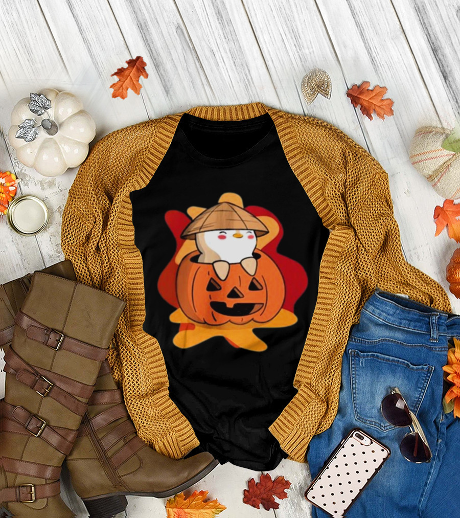 Pudgy Pumpkin Halloween 2024 Whimsical Mushroom Penguin Inside Jack-o'-Lantern T-Shirt