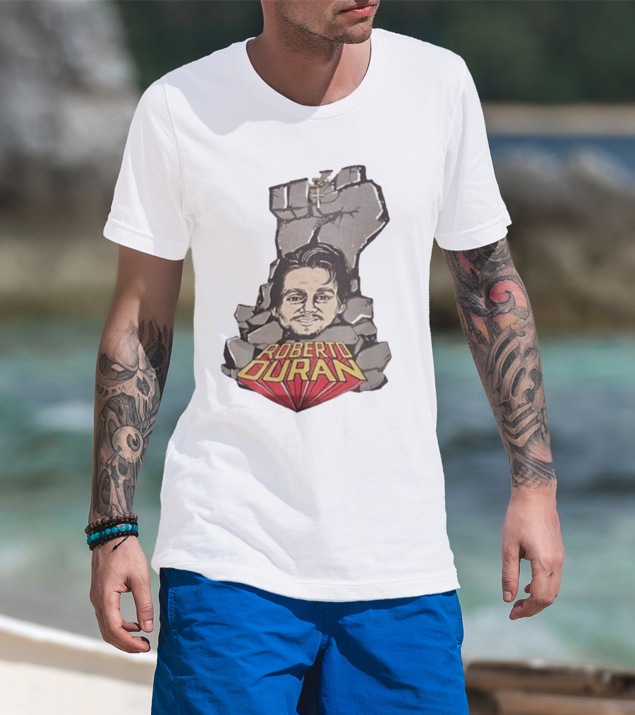 Roberto Duran Fist Breaking Through Vintage Boxing T-Shirt