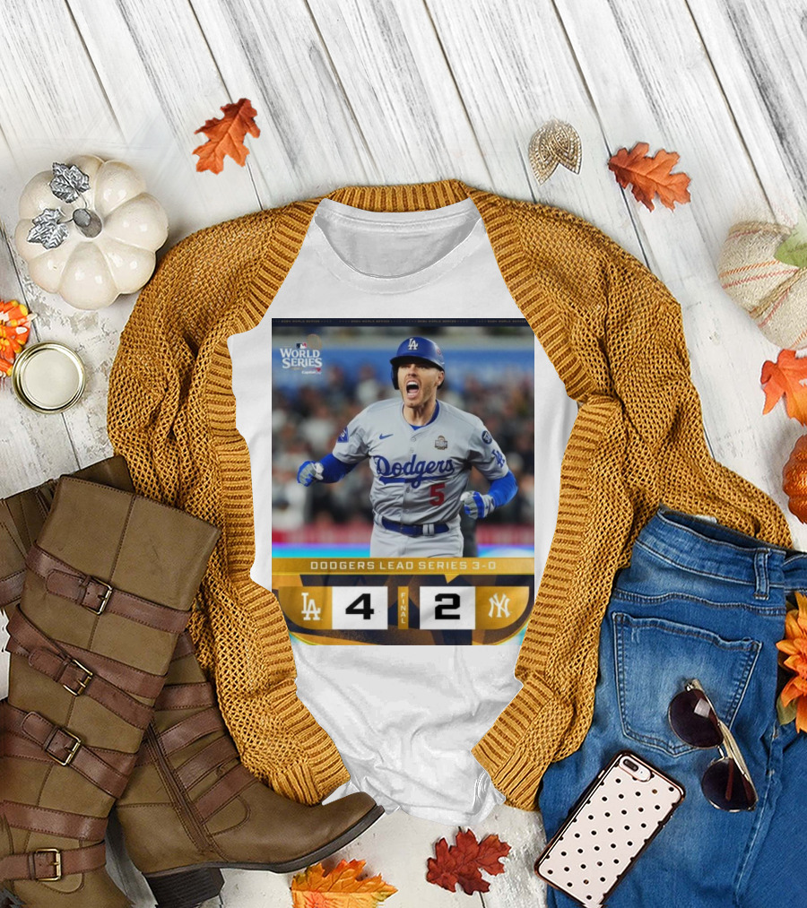 World Series 2024 Dodgers Lead Series 3-0 Los Angeles Dodgers 4-2 New York Yankees T-Shirt