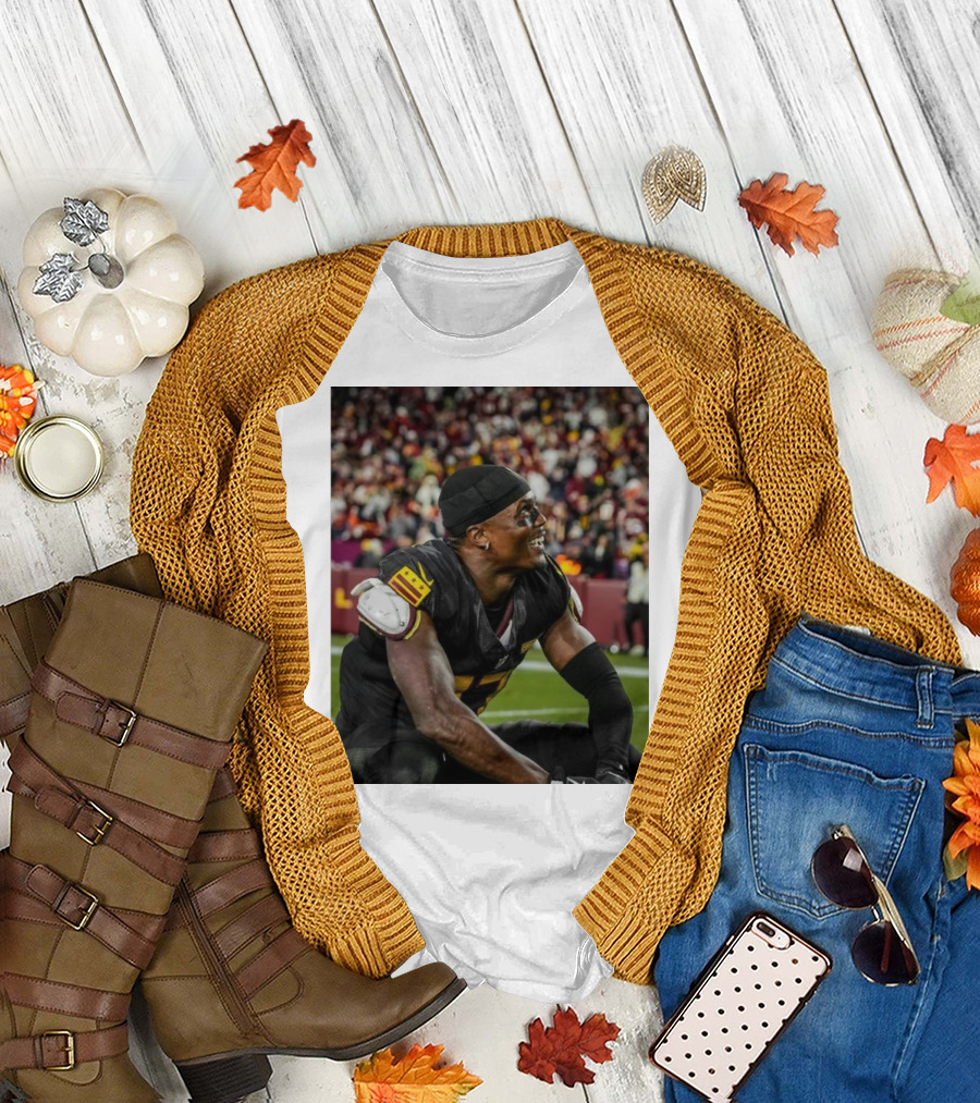 Jayden Daniels Washington Commanders Smiling Through It All Can’t Believe This Is My Life Hail Mary T-Shirt
