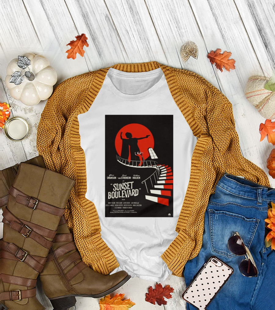 Sunset Boulevard 1950 Gloria Swanson Erich Von Stroheim William Holden Classic Movie T-Shirt