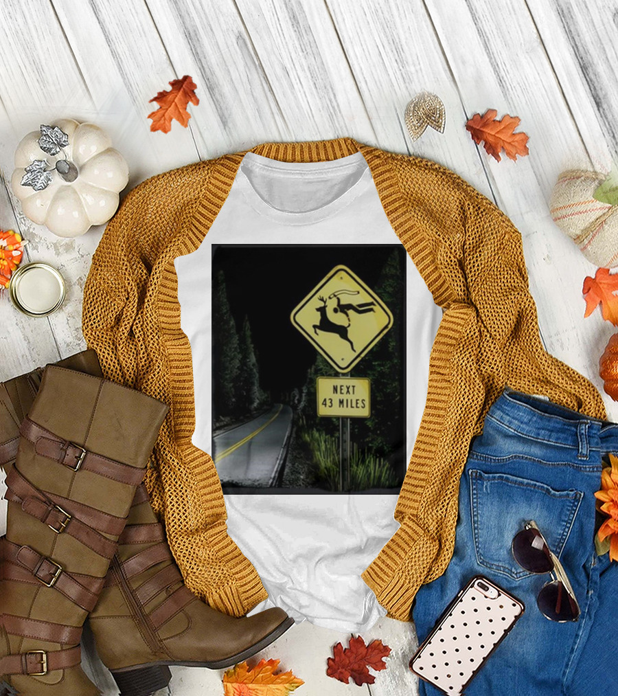 Gamersupps Deer Dive Next 43 Miles Warning Sign Forest Road Scene T-Shirt