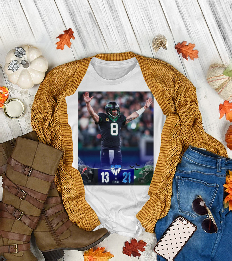 Aaron Rodgers Leads NY Jets to Victory Over Houston Texans 21-13 TNF Final with 3 TDs in 2nd Half T-Shirt