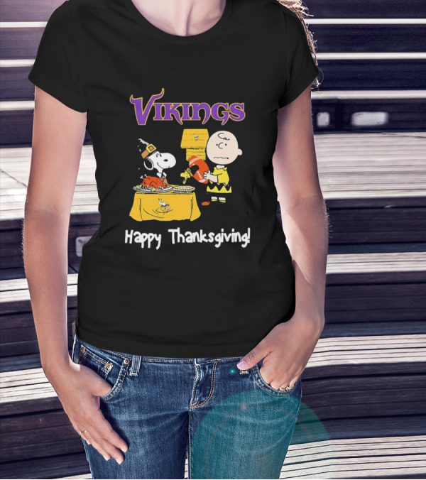 Peanuts Minnesota Vikings NFL Football Snoopy Charlie Brown Happy Thanksgiving T-Shirt