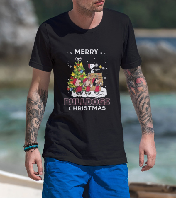 Merry Georgia Bulldogs Snoopy Christmas T-Shirt