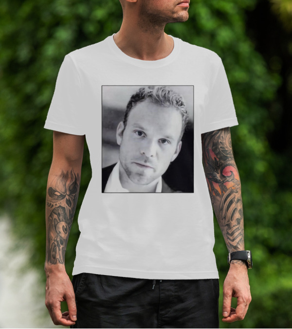 Jonathan Bailey Norbert Leo Butz Face Image T-Shirt