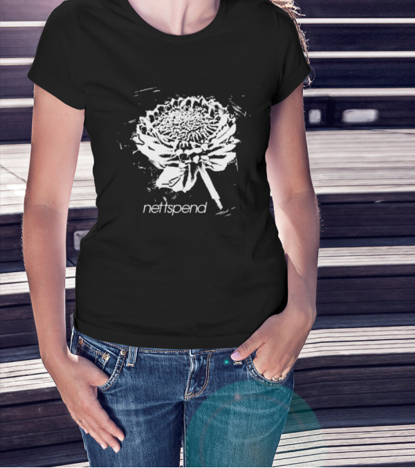 Nettspend Black And White Flower Artwork BAFK T-Shirt