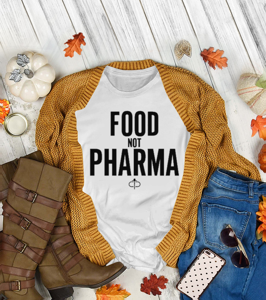 Ian Carroll Promoting Food Not Pharma with Medical T-Shirt