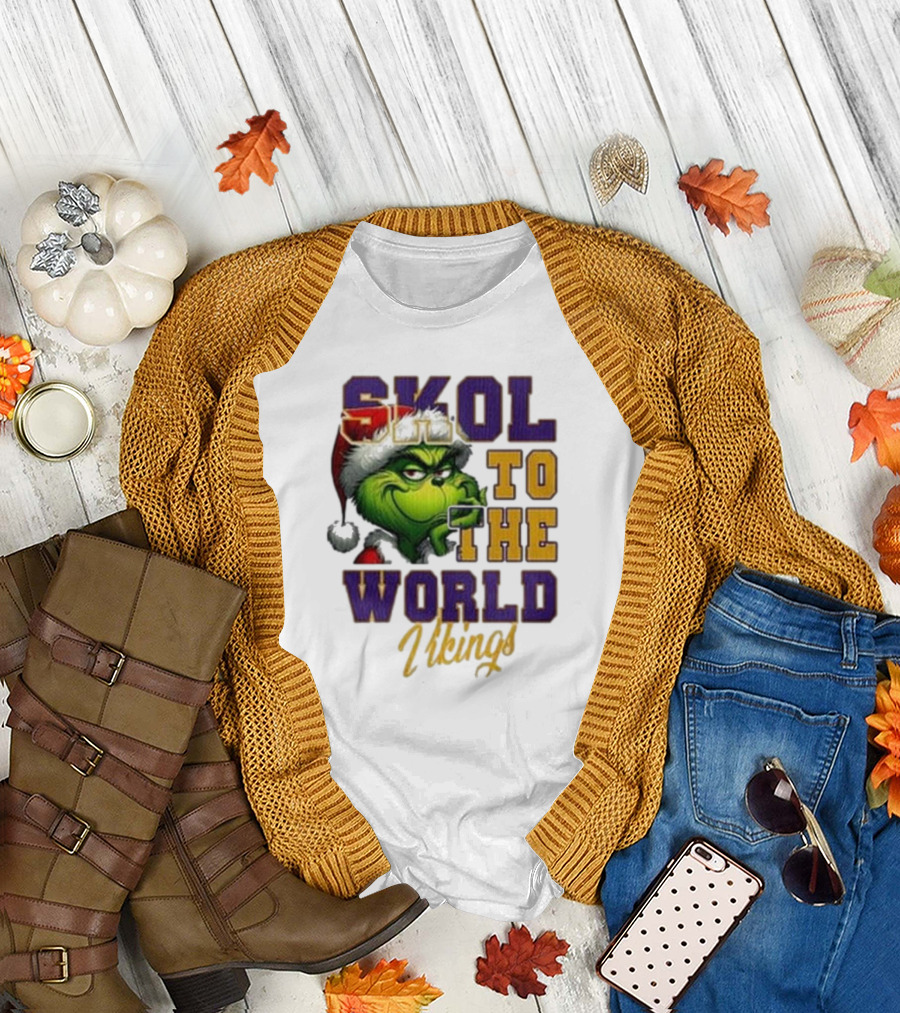 Minnesota Vikings Skol to the World Merry Christmas Grinch T-Shirt