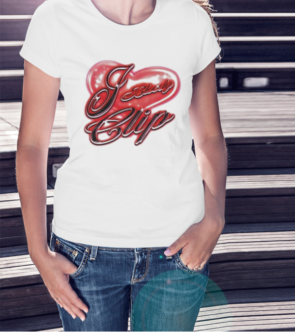 I Love Bloody Clip Heart Airbrush Imnotclip T-Shirt