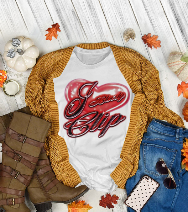 I Love Bloody Clip Heart Airbrush Imnotclip T-Shirt