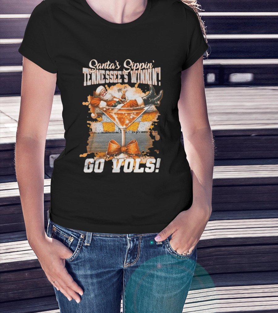 Santa's Sippin' Tennessee's Winnin' Go Vols T-Shirt