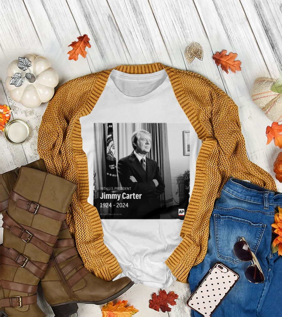 Jimmy Carter 39th U.S. President 1924-2024 AP Photo Charles W. Harrity T-Shirt