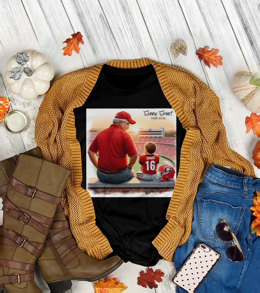 Brock Bowers Sonny Smart 1948-2025 Georgia Stadium Grandpa and Child Football Scene T-Shirt