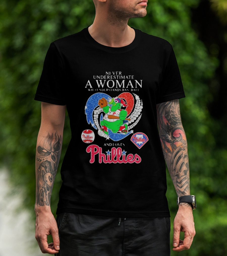 Never Underestimate A Woman Who Understands Baseball And Loves Phillies Mascot Diamond Heart T-Shirt