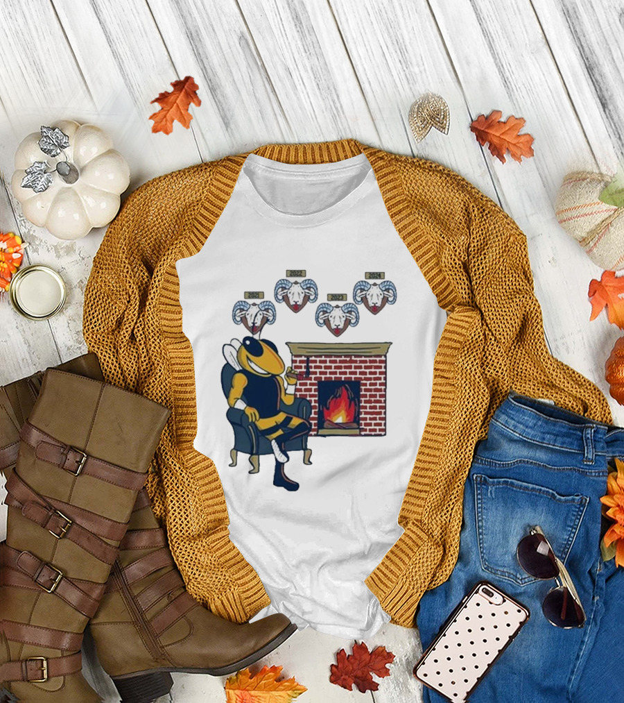 GT Mantel Pocket Yellow Jacket by Fireplace with Ram Trophies T-Shirt