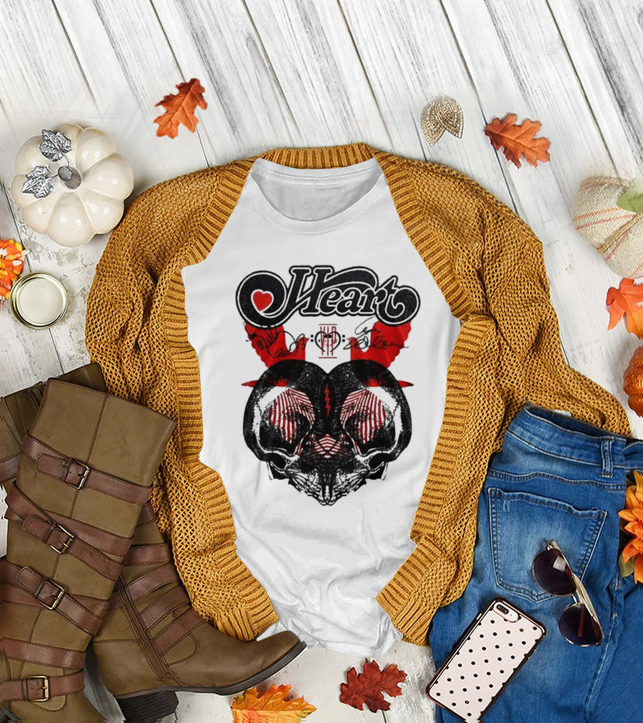 Heart Royal Flush Tour 2025 Playing Card Motif With Heart and Lightning Bolt T-Shirt