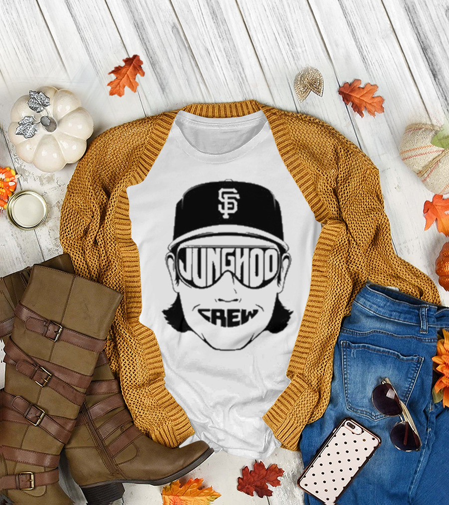 Jung Hoo Crew 2025 San Francisco Giants Baseball Cap and Sunglasses T-Shirt