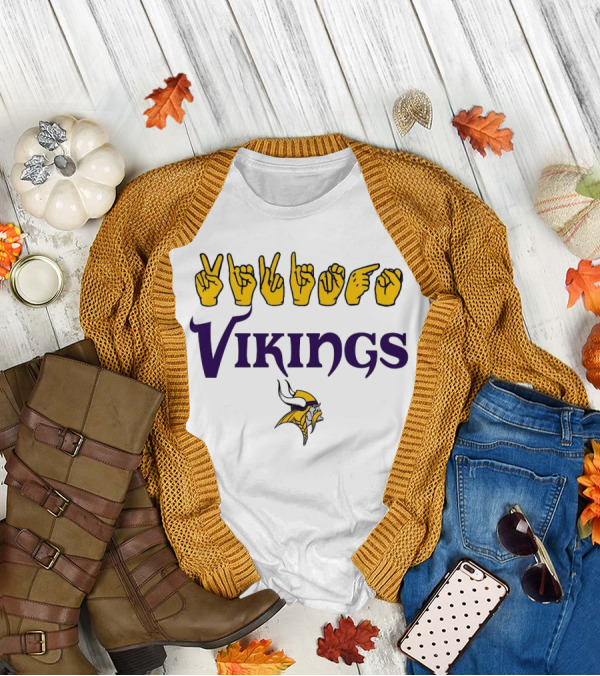 Minnesota Vikings NFL ASL Love Sign American Sign Language T-Shirt