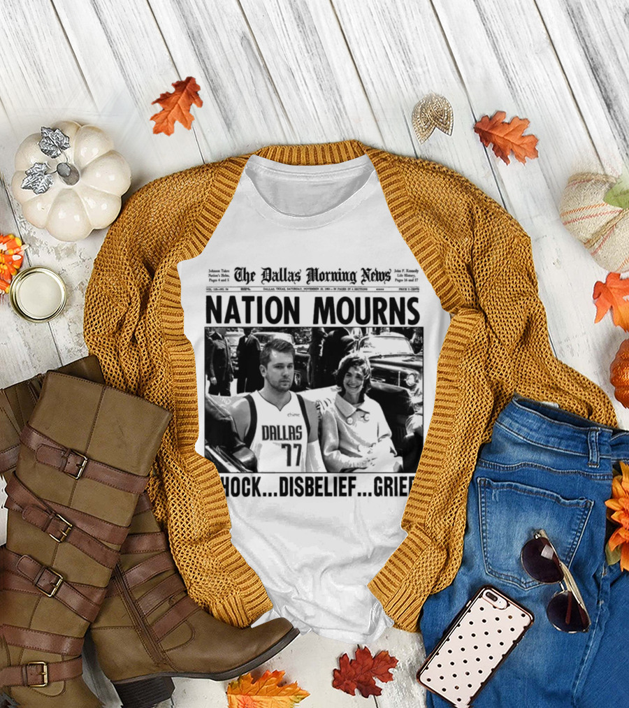 The Dallas Morning News Nation Mourns Shock Disbelief Grief Basketball Player and Smiling Woman T-Shirt