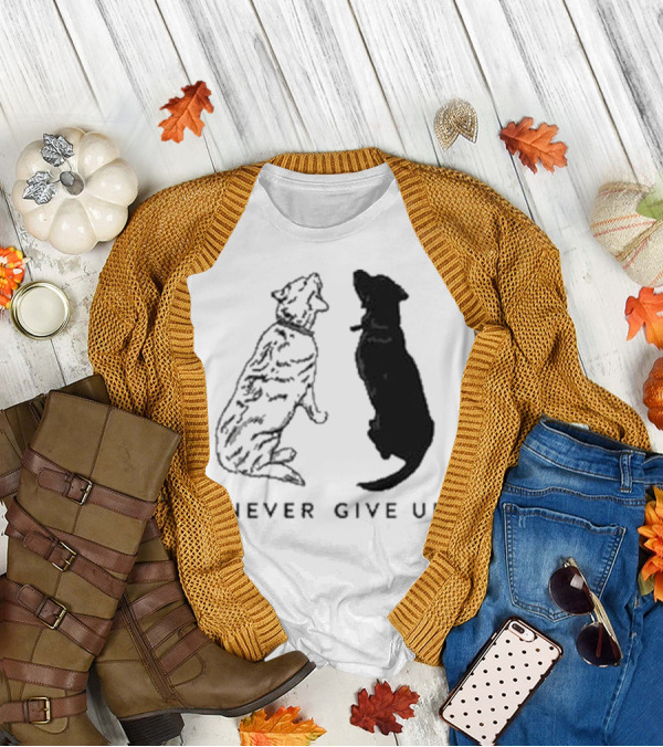 Never Give Up Dog Silhouettes Tors T-Shirt