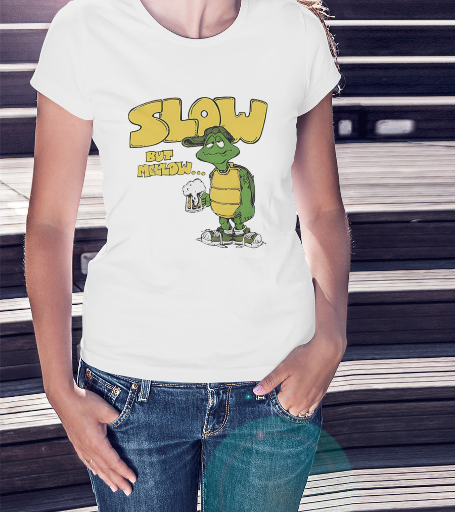 Slow But Mellow Turtle With Beer Retro Vintage 70s Style T-Shirt