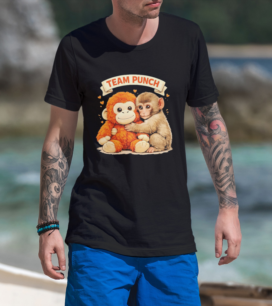 Team Punch Cute Baby Monkey Hugging Orange Plush Toy Charming Japanese Style Hearts T-Shirt